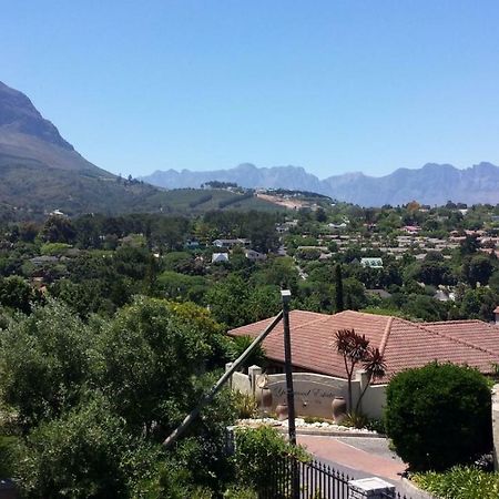 29 Carissa Street Apartment Somerset West Bagian luar foto
